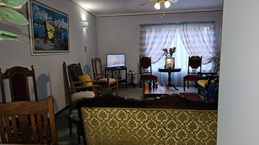 5 Bedroom Property for Sale in Mossel Bay Ext 15 Western Cape